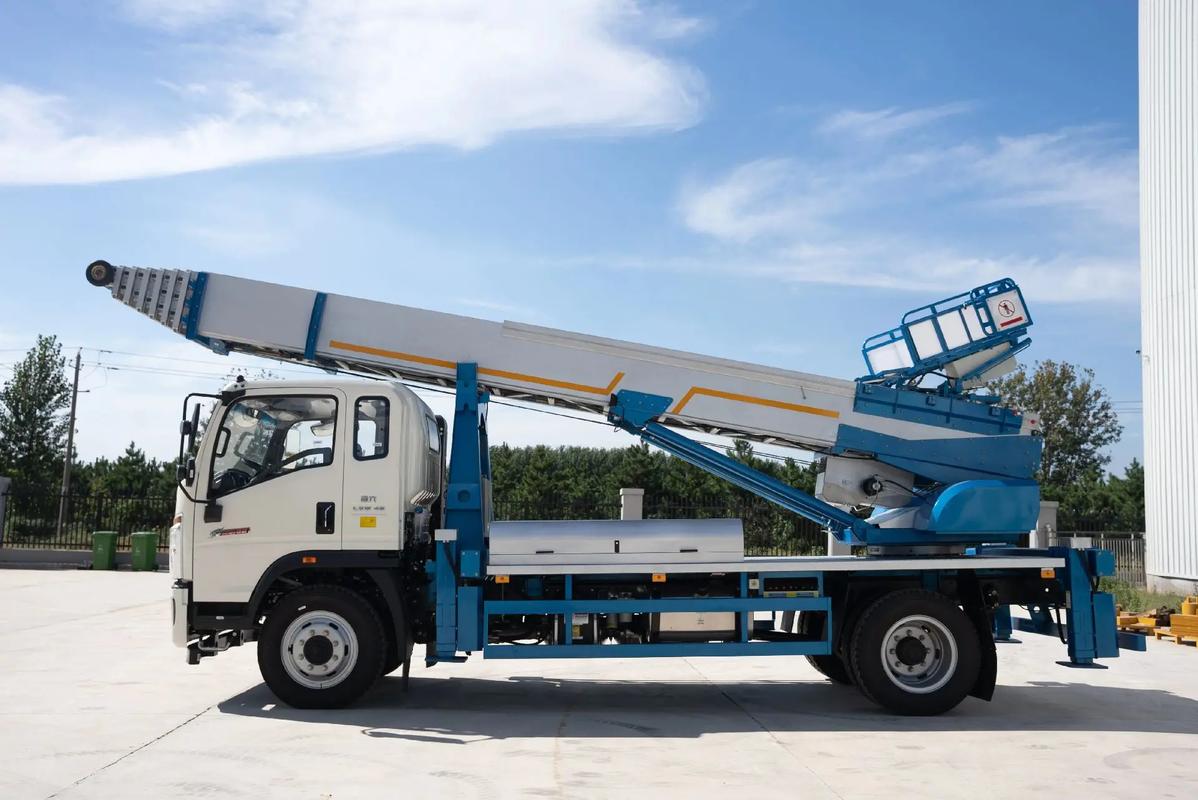 南京玄武云梯上料车租赁费用